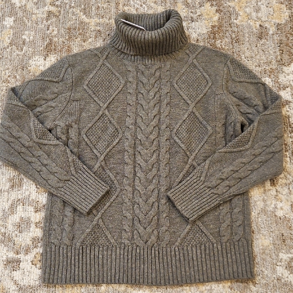 Pura Cashmere Olive Green Turtleneck Sweater